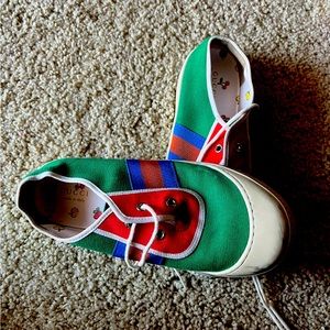 NIB GUCCI Kids Size 35.5Sneakers Shoes color , green  Size 35.5 GG Authentic